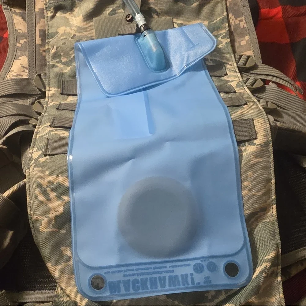 CamelBak BlackHawk Hydration Pack 2L Reservoir MOLLE Camo Adjustable Straps